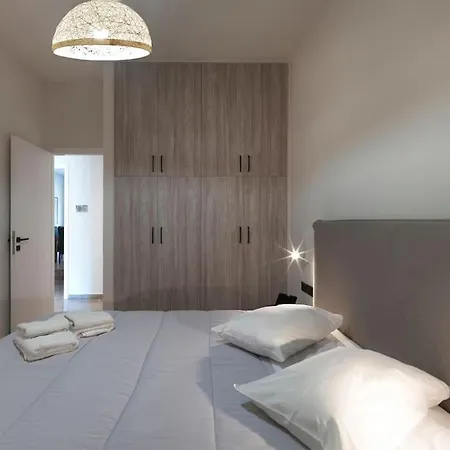 Lycabettus View Apartment